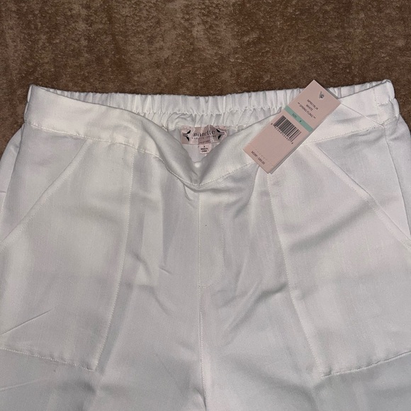 Quality Brand White Joggers - Picture 2 of 6